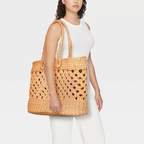 A New Day Target Large Tan Woven Straw Tote Bag - Picture 4 of 10